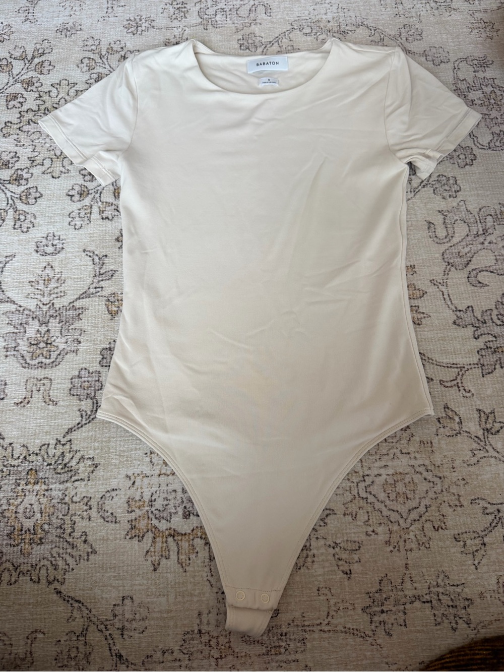 Aritzia Babaton Cream Short-Sleeve Bodysuit